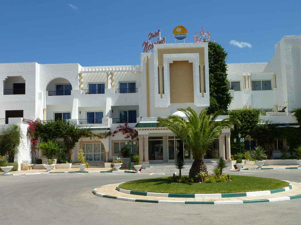 Nesrine Hotel