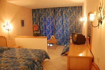 Hotel Nesrine 4*